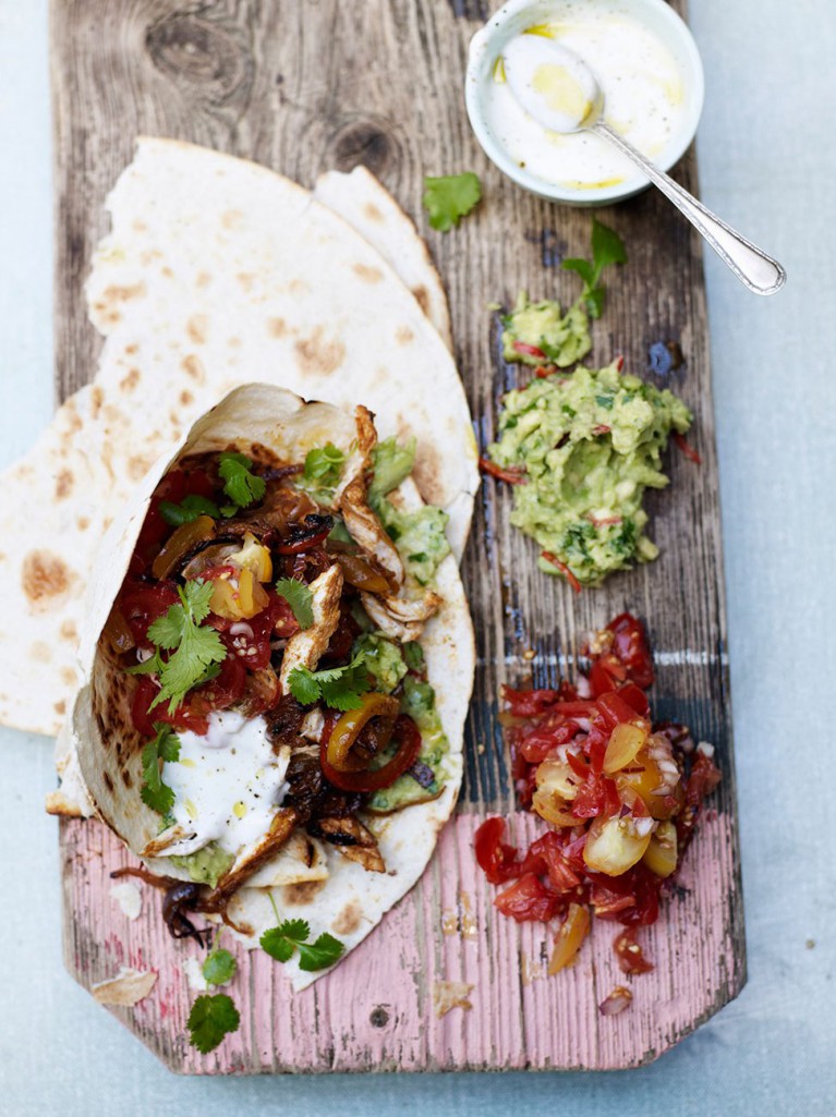 Chicken fajitas with guacamole Jamie Oliver