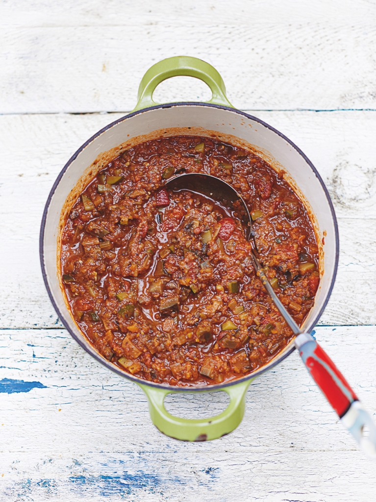 Kerryann’s hidden vegetable pasta sauce Jamie Oliver