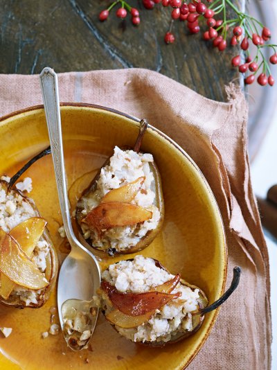 Roasted pear with walnut & ginger filling